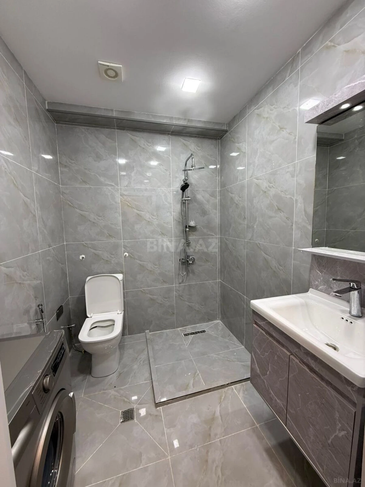 Satılır 2 otaqlı mənzil 31 m²