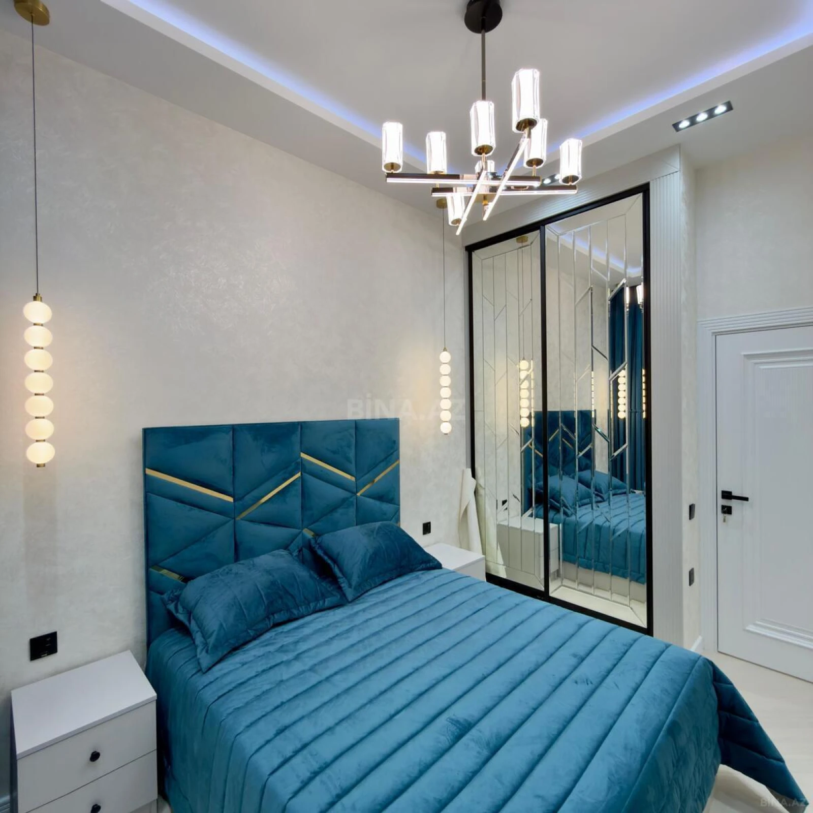 Satılır 3 otaqlı mənzil 99 m²