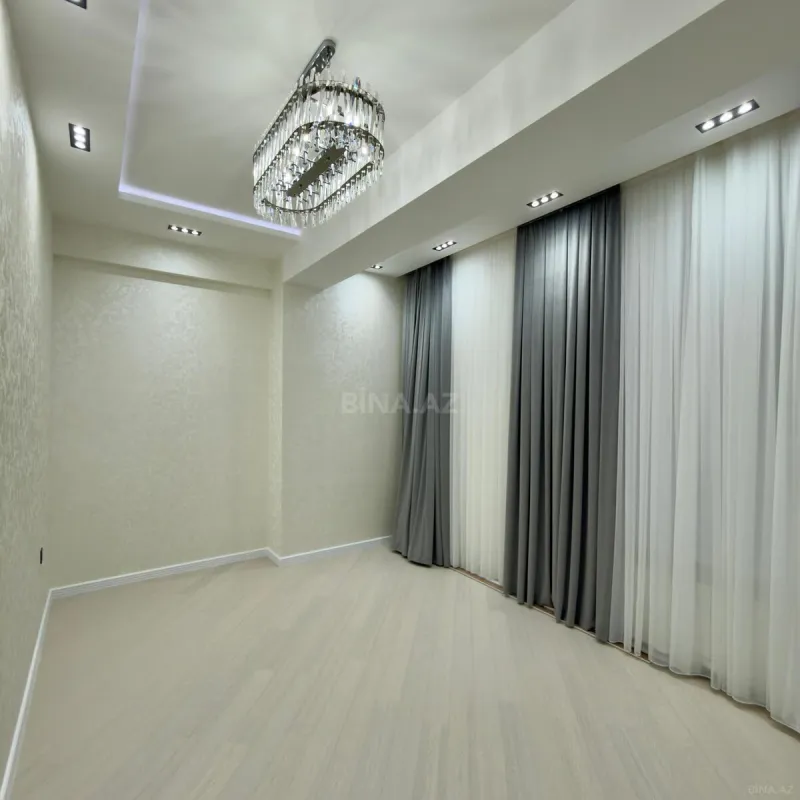 Satılır 3 otaqlı mənzil 99 m²