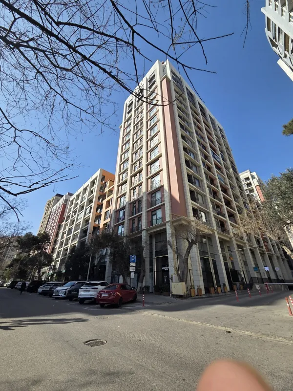 Satılır 2 otaqlı mənzil 86 m²