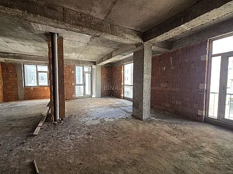 Satılır 2 otaqlı mənzil 86 m²