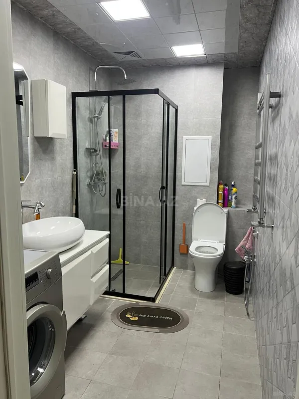 Kirayə verilir 2 otaqlı mənzil 80 m²