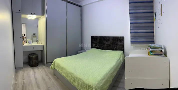 Kirayə verilir 2 otaqlı mənzil 80 m²