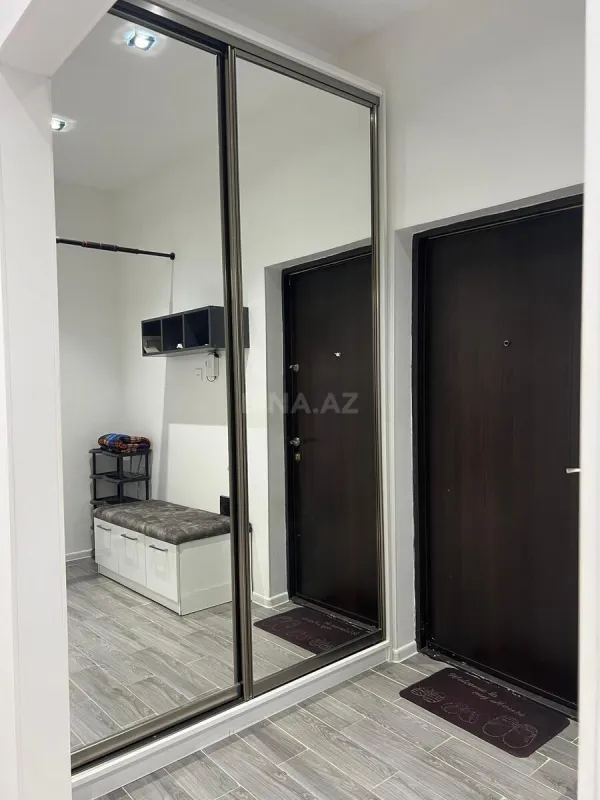 Kirayə verilir 2 otaqlı mənzil 80 m²