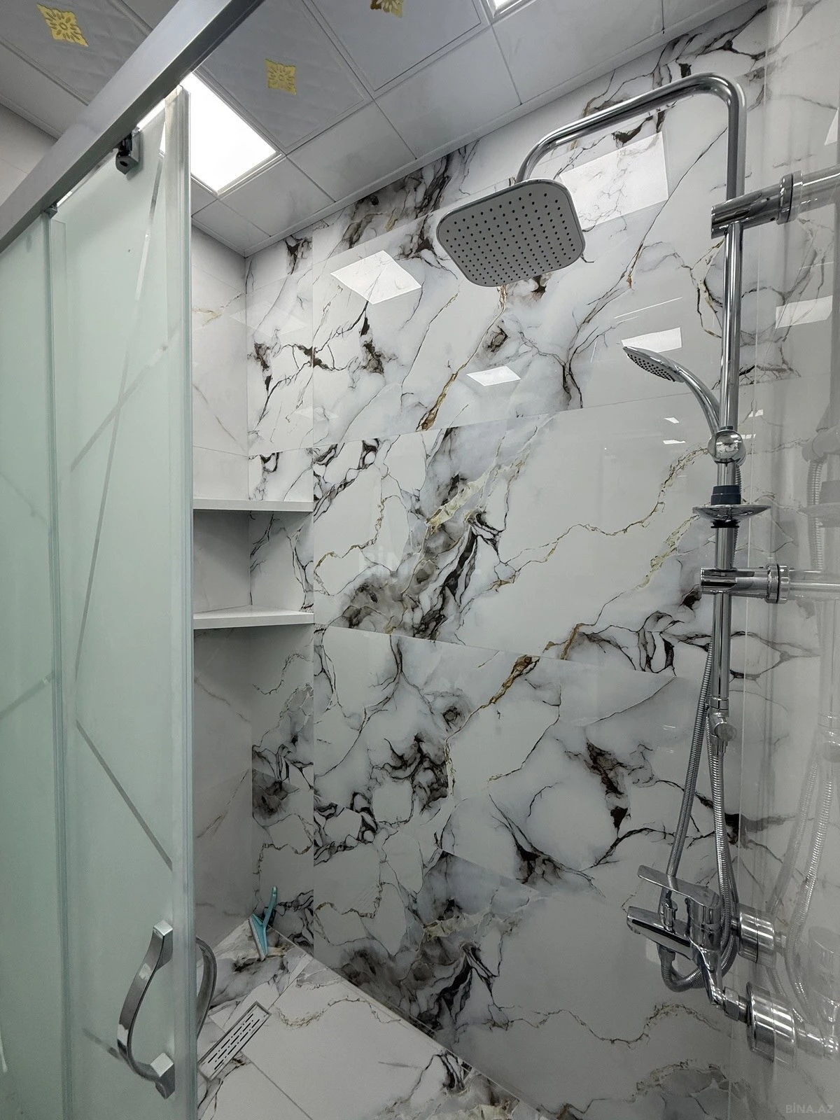 Kirayə verilir 2 otaqlı mənzil 50 m²