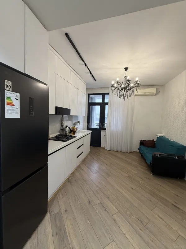 Kirayə verilir 2 otaqlı mənzil 50 m²