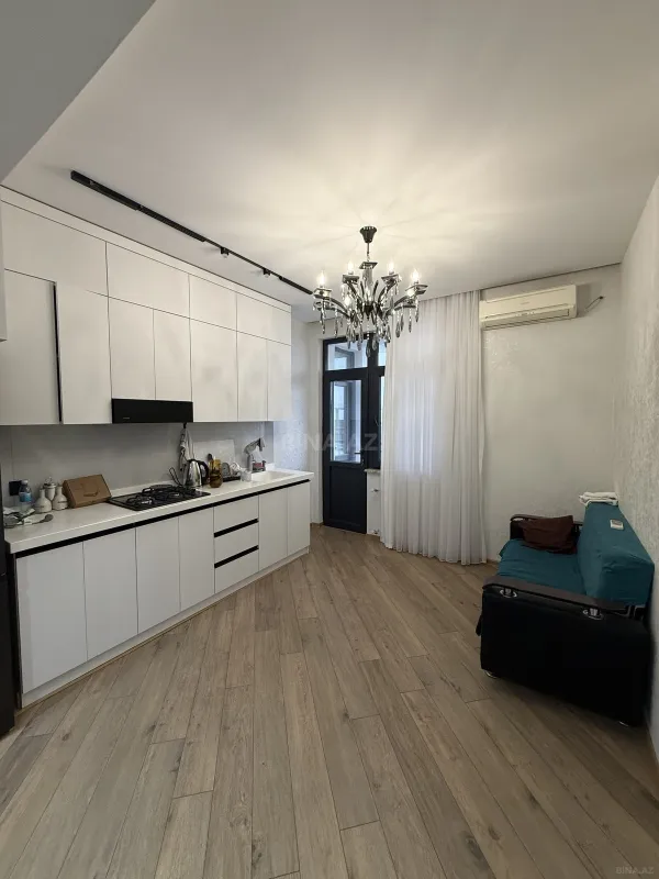 Kirayə verilir 2 otaqlı mənzil 50 m²