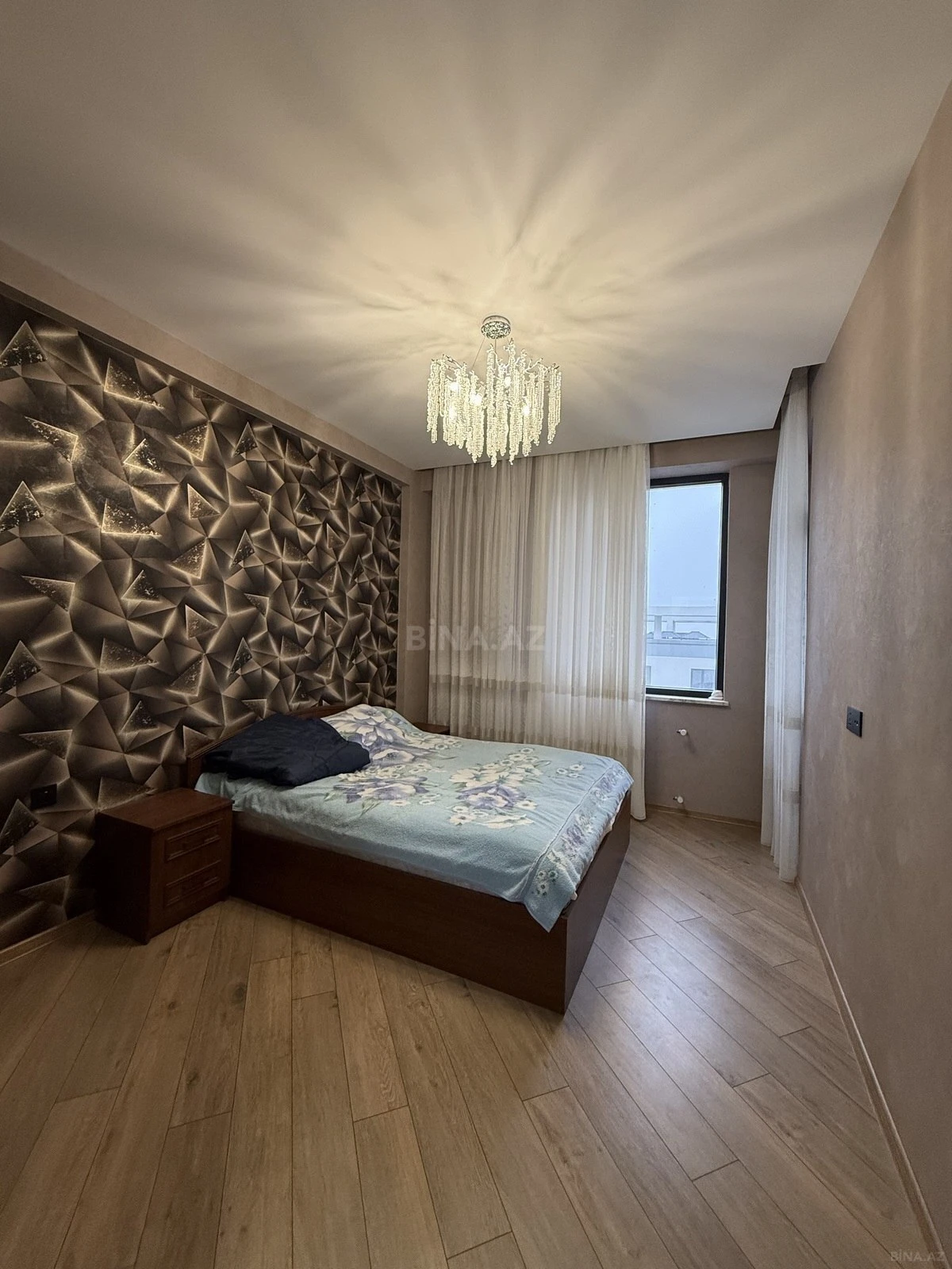Kirayə verilir 2 otaqlı mənzil 50 m²