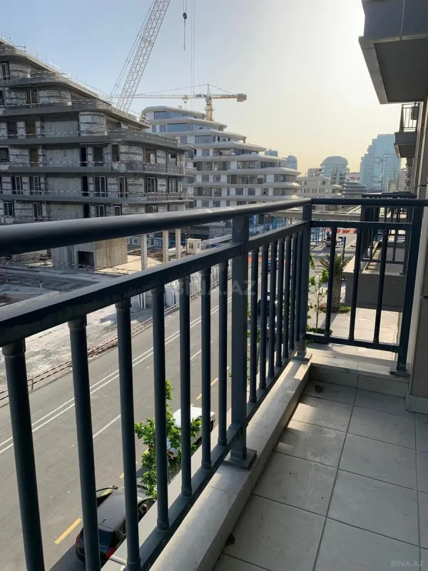 Kirayə verilir 3 otaqlı mənzil 135 m²