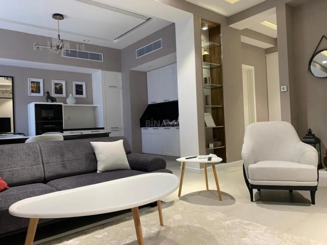 Kirayə verilir 3 otaqlı mənzil 135 m²