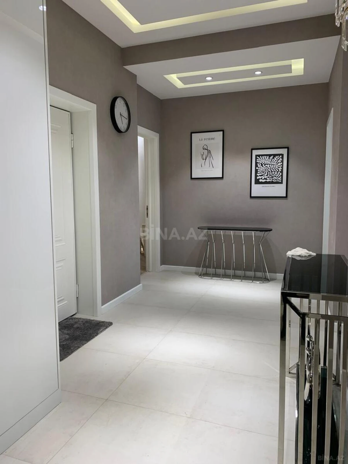Kirayə verilir 3 otaqlı mənzil 135 m²