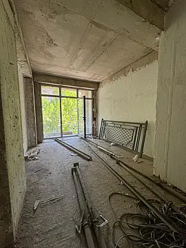 Satılır 3 otaqlı mənzil 127 m²