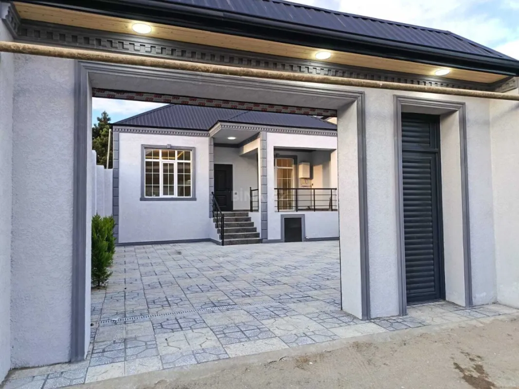 Satılır 4 otaqlı həyət evi 120 m²