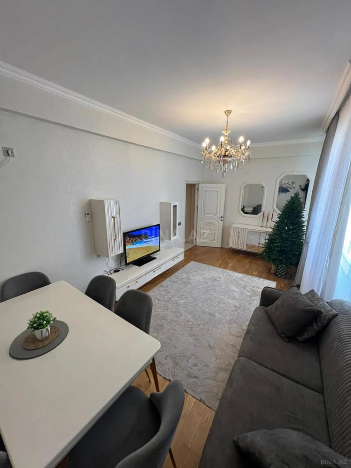 Satılır 2 otaqlı mənzil 65 m²