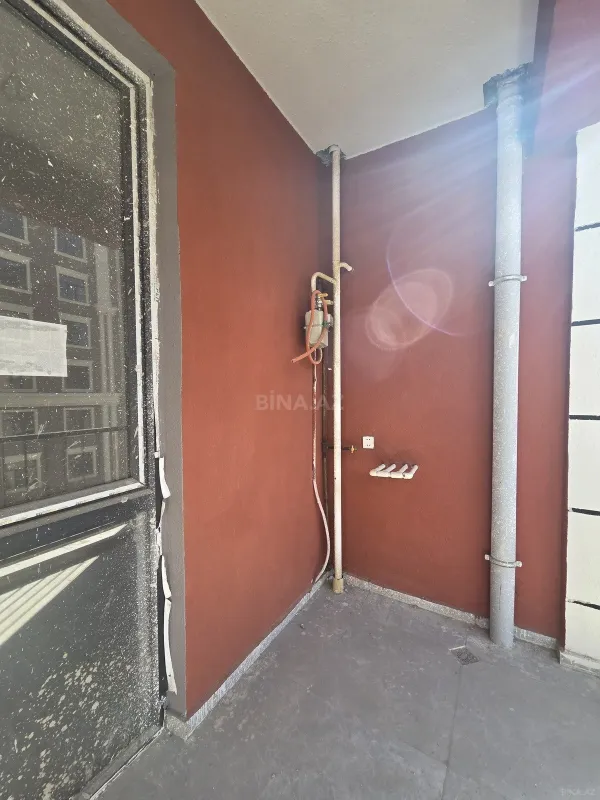 Satılır 1 otaqlı mənzil 60 m²