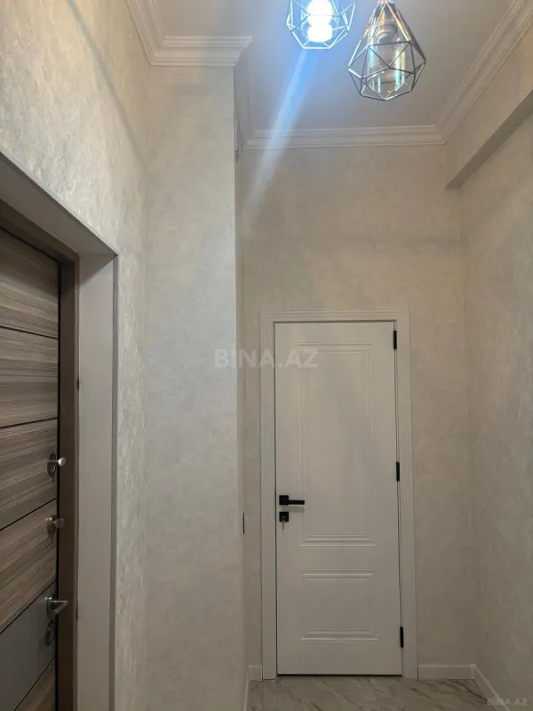 Kirayə verilir 2 otaqlı mənzil 80 m²