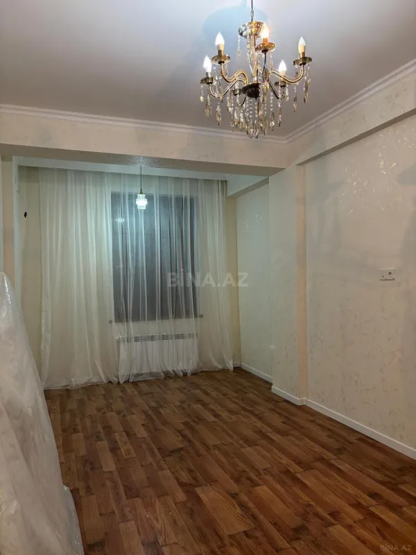 Kirayə verilir 2 otaqlı mənzil 80 m²