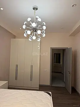 Kirayə verilir 2 otaqlı mənzil 91 m²