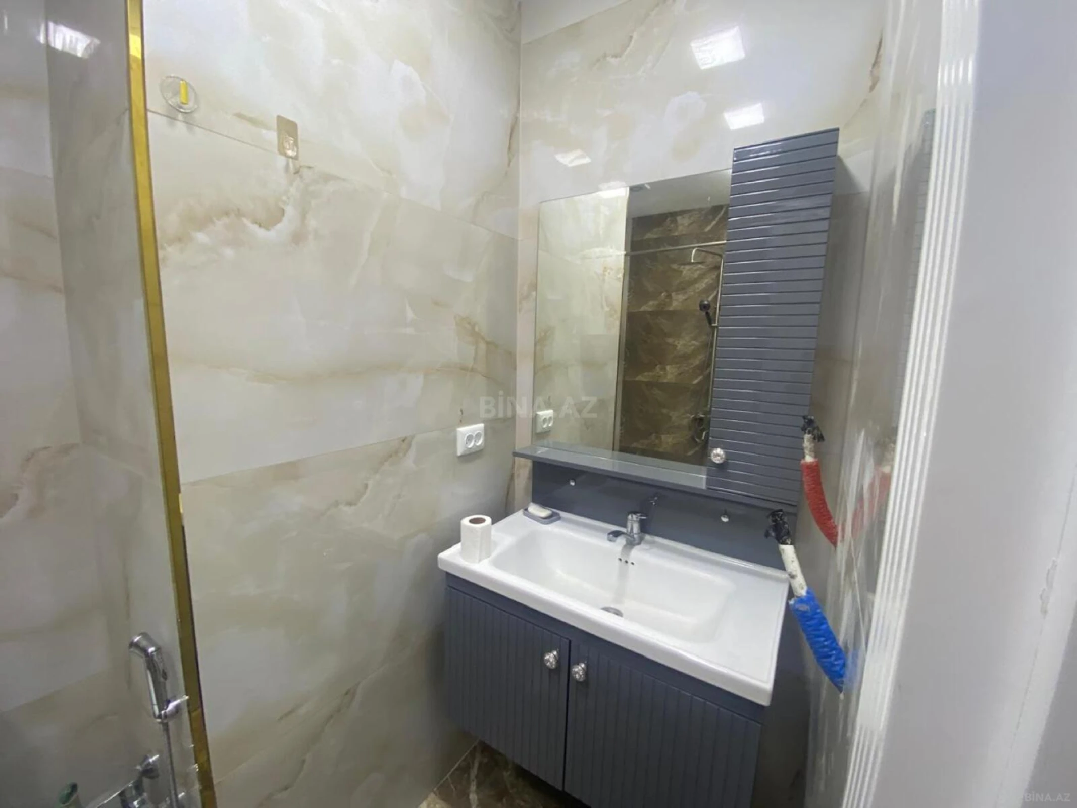 Satılır 2 otaqlı mənzil 50 m²