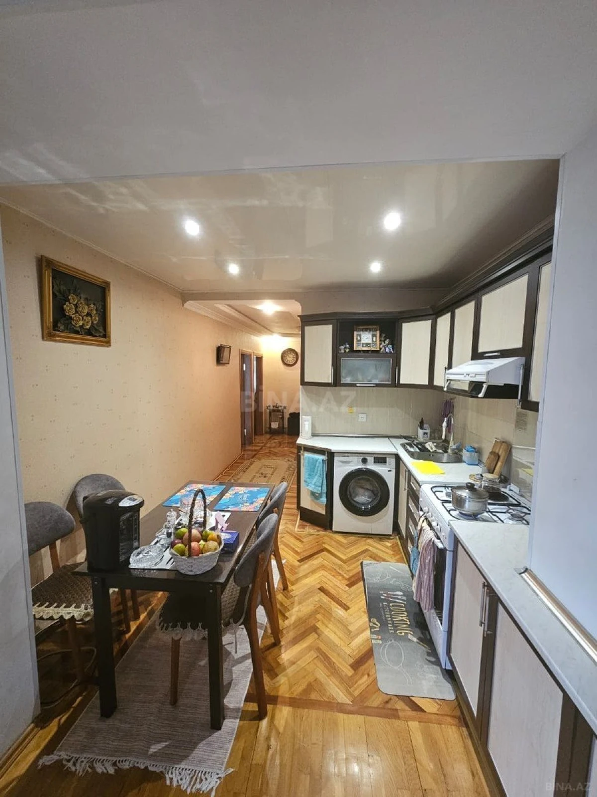 Satılır 4 otaqlı mənzil 100 m²
