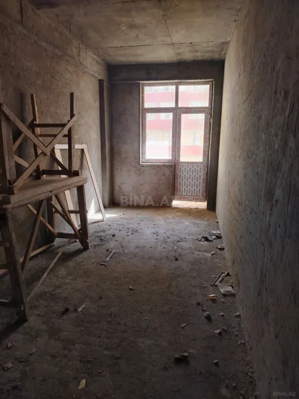 Satılır 1 otaqlı mənzil 60 m²