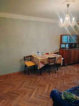 Satılır 2 otaqlı mənzil 45 m²