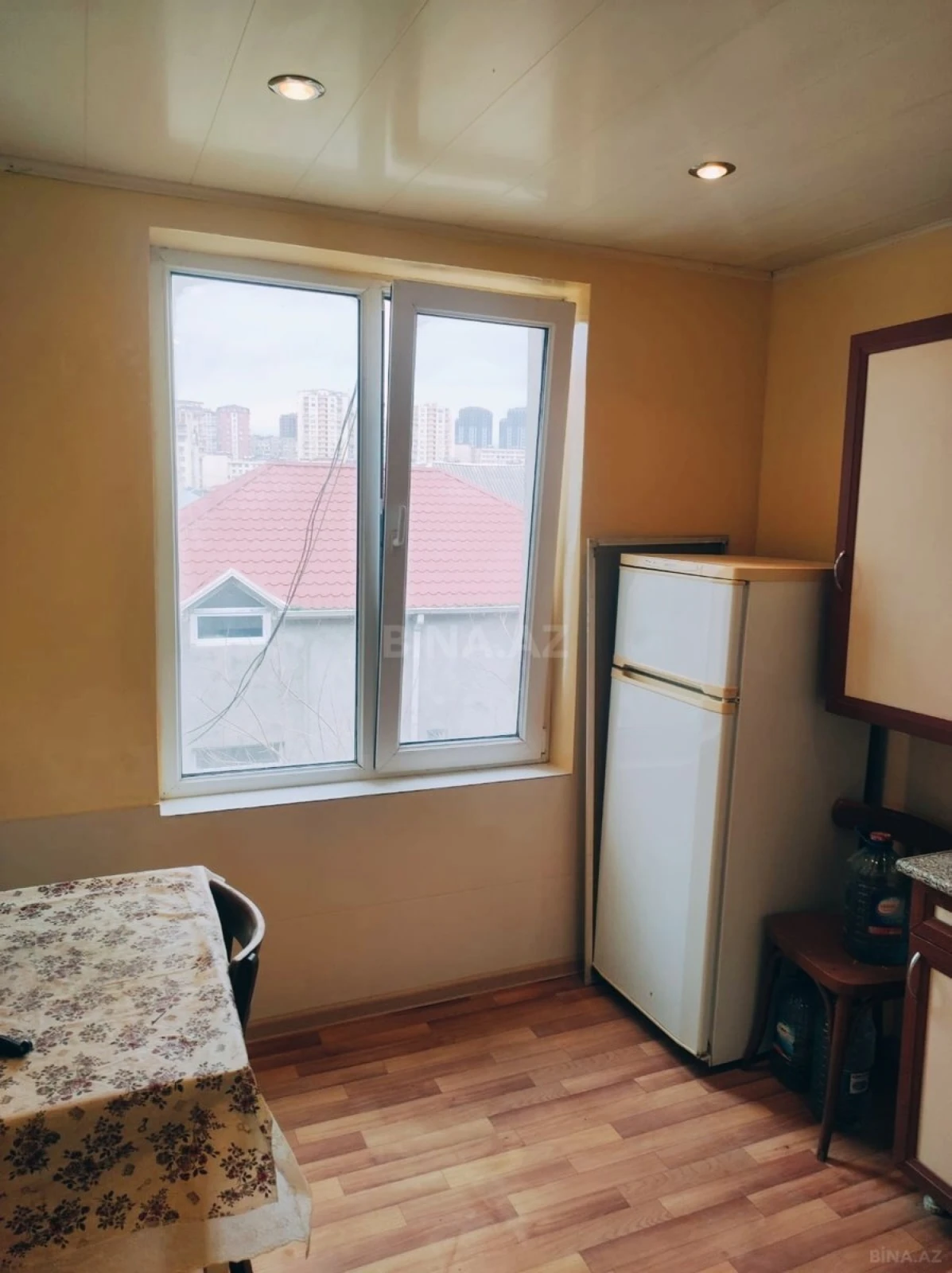 Satılır 2 otaqlı mənzil 45 m²