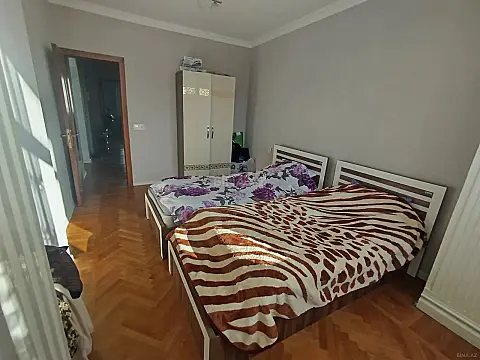 Satılır 2 otaqlı mənzil 55 m²