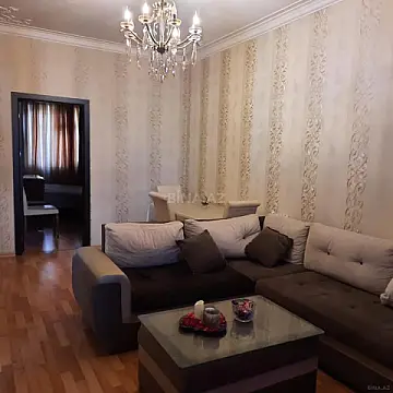 Kirayə verilir 2 otaqlı mənzil 50 m²