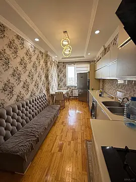 Satılır 2 otaqlı mənzil 75 m²