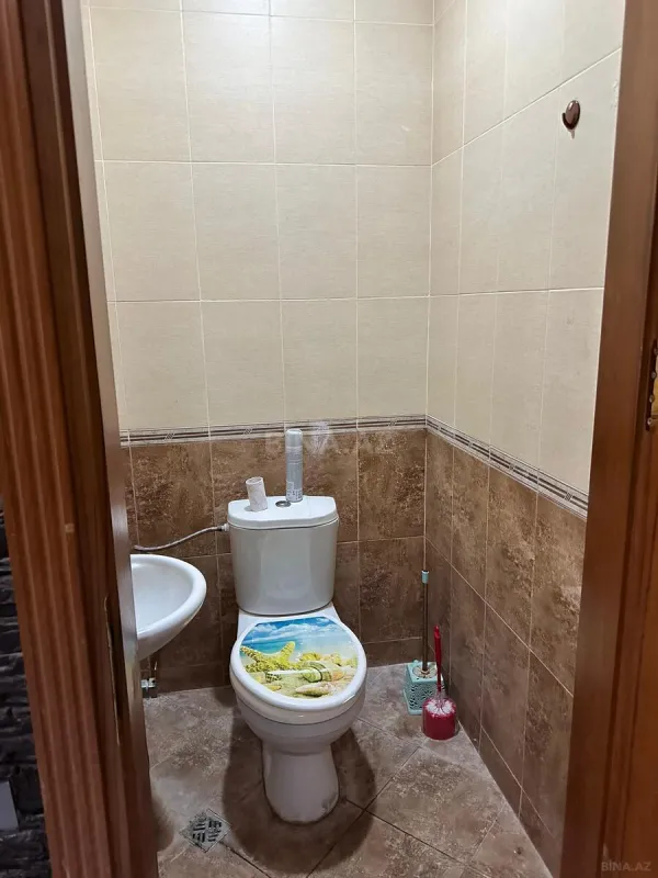 Satılır 4 otaqlı mənzil 143 m²