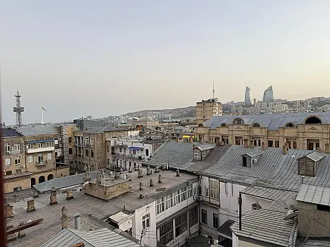 Satılır 3 otaqlı mənzil 150 m²