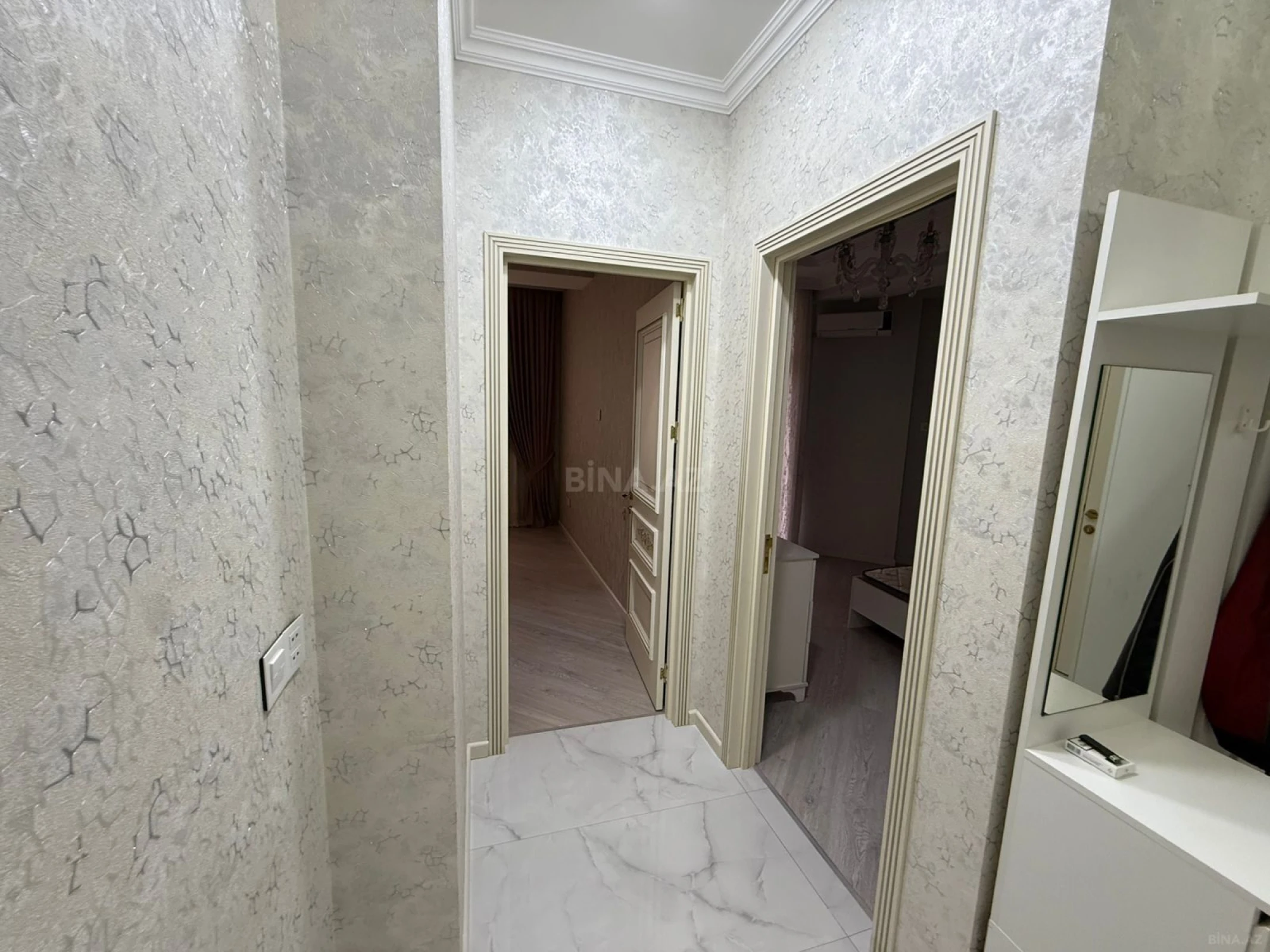 Kirayə verilir 3 otaqlı mənzil 120 m²