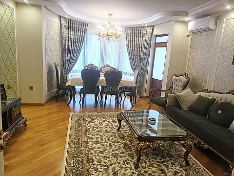 Satılır 3 otaqlı mənzil 135 m² — Bakı, 8-ci kilometr 3 otaq 135.00 m²