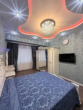 Satılır 3 otaqlı mənzil 118 m²