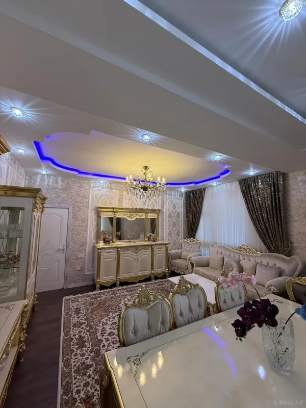 Satılır 3 otaqlı mənzil 118 m²