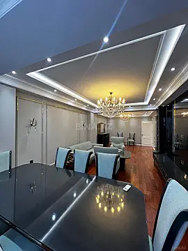 Satılır 4 otaqlı mənzil 165 m²
