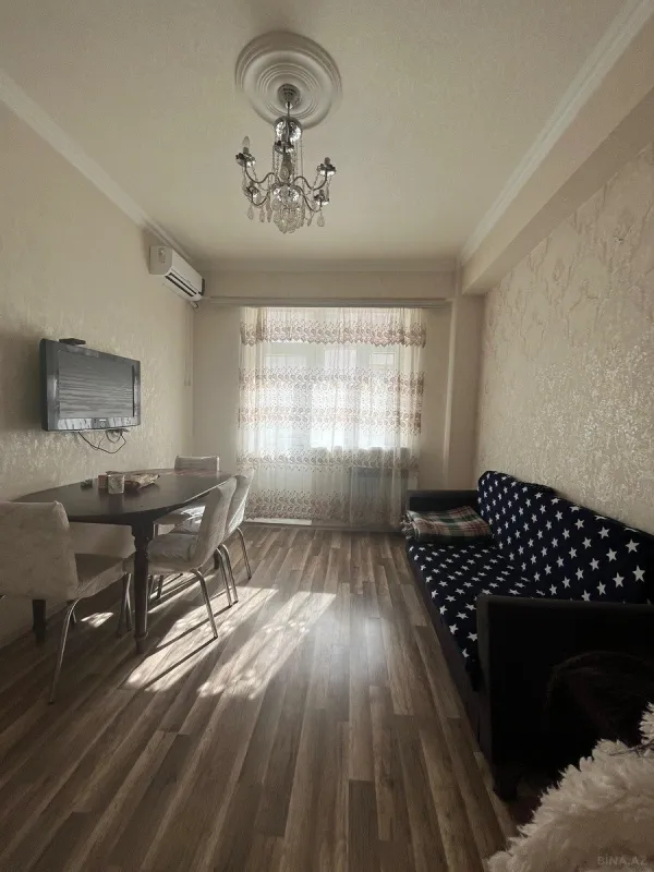 Kirayə verilir 2 otaqlı mənzil 52 m²
