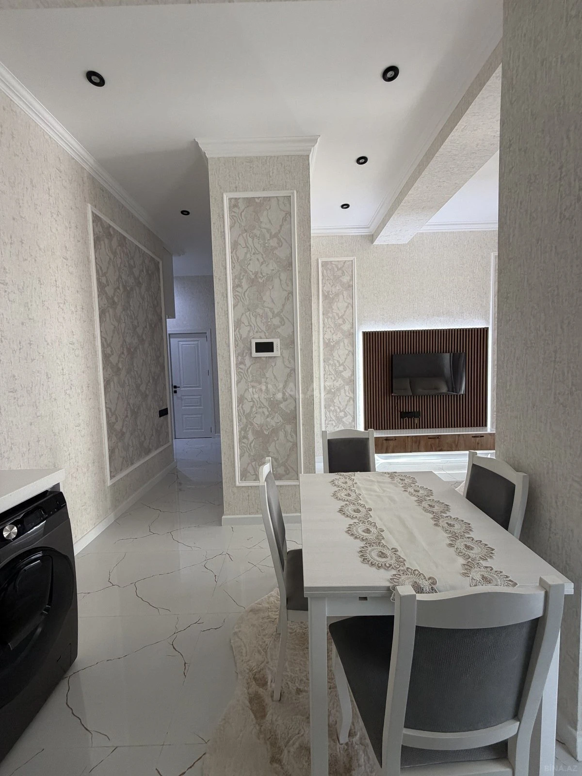 Satılır 2 otaqlı mənzil 57 m²