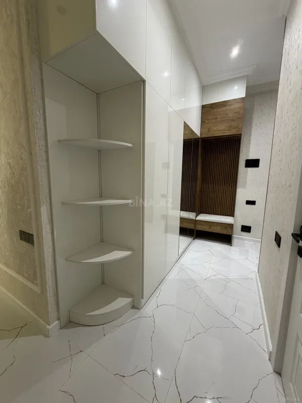 Satılır 2 otaqlı mənzil 57 m²