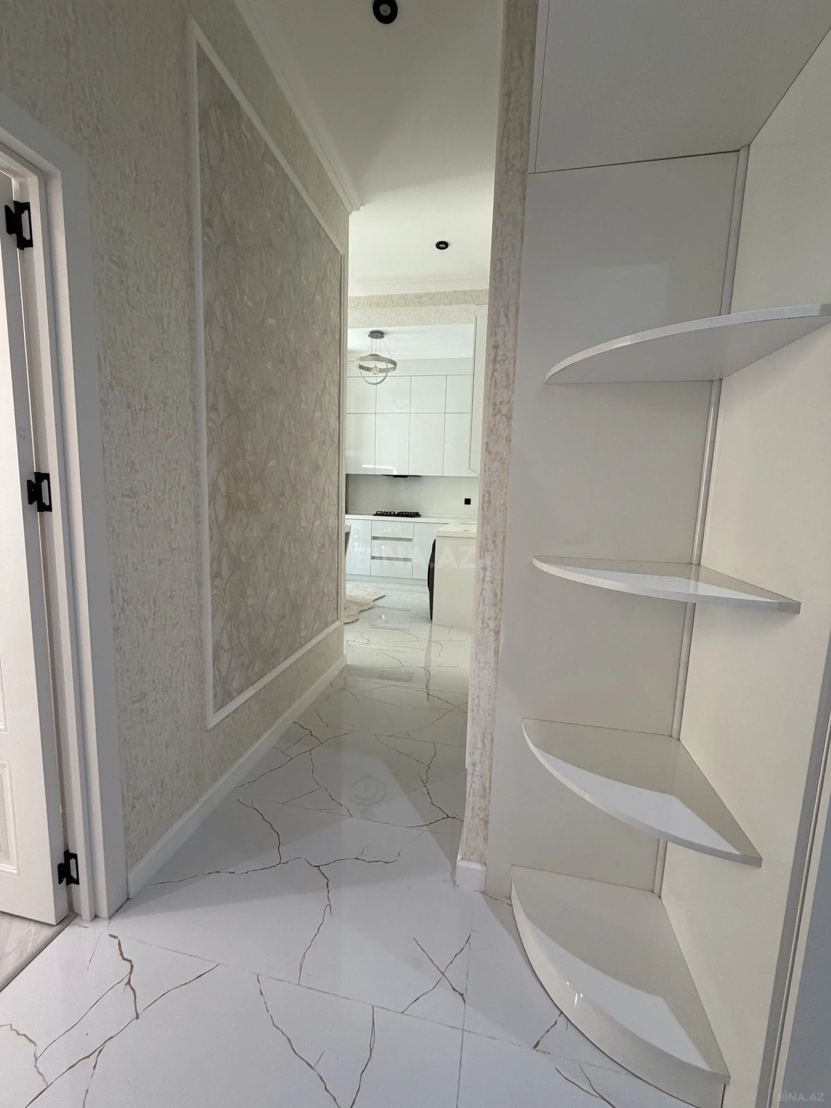 Satılır 2 otaqlı mənzil 57 m²