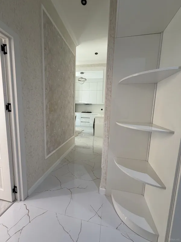 Satılır 2 otaqlı mənzil 57 m²