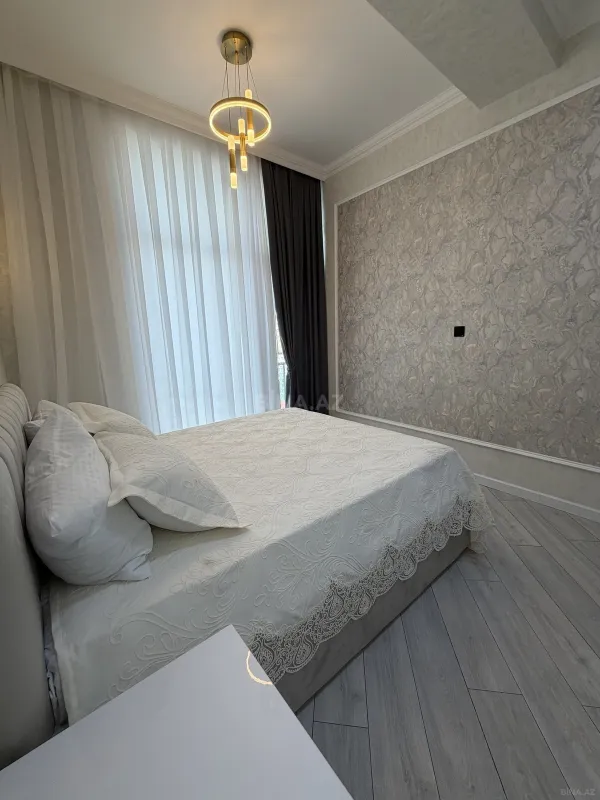 Satılır 2 otaqlı mənzil 57 m²