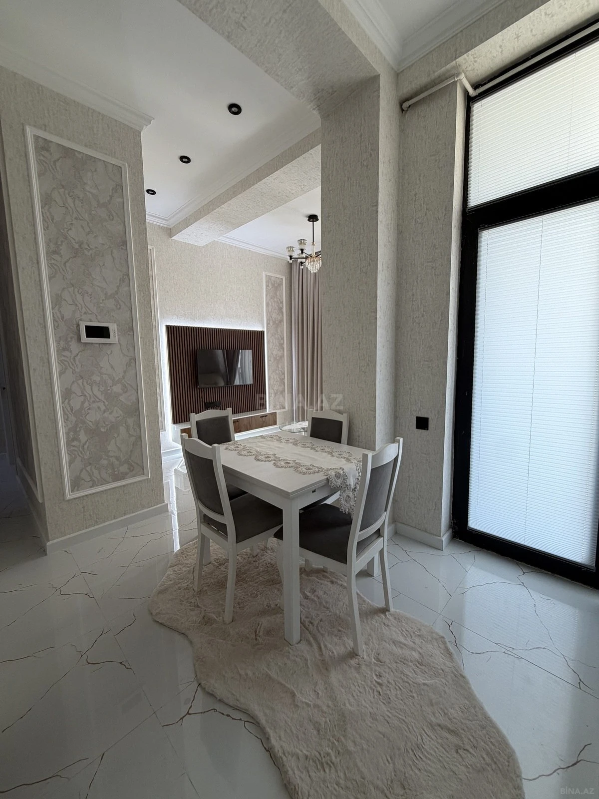 Satılır 2 otaqlı mənzil 57 m²