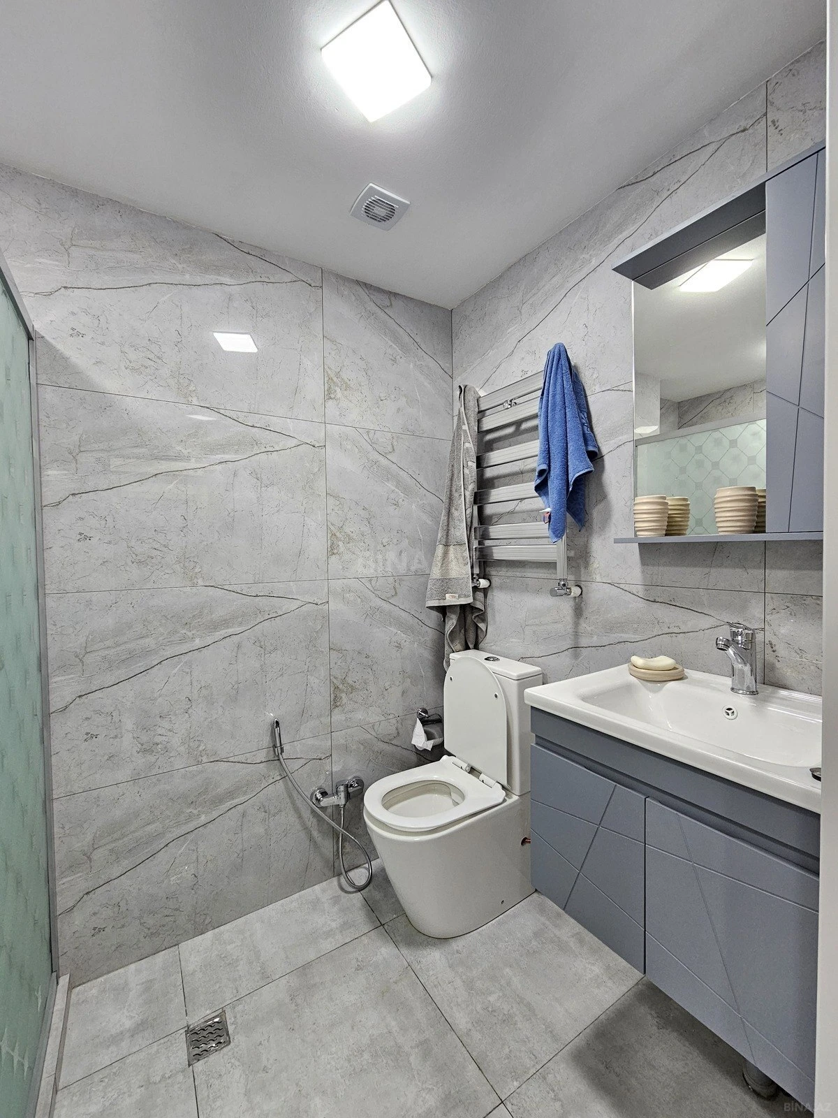 Satılır 2 otaqlı mənzil 53 m²