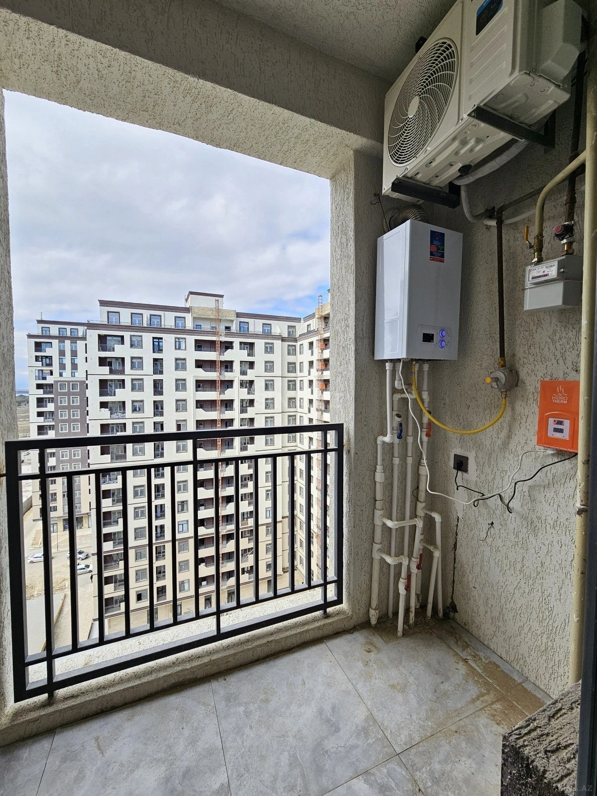 Satılır 2 otaqlı mənzil 53 m²