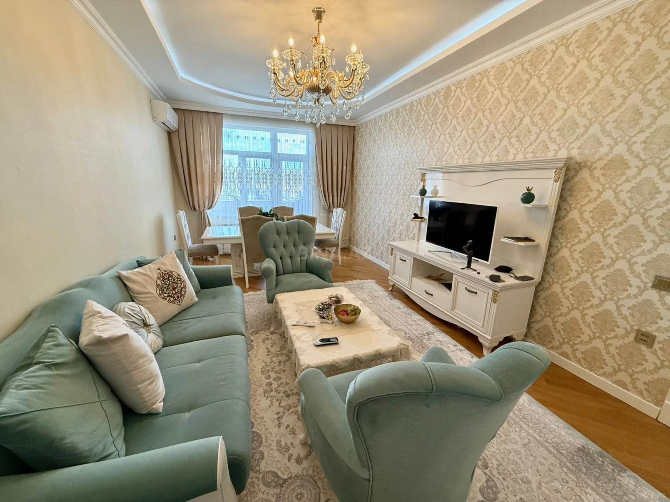 Satılır 2 otaqlı mənzil 84 m²