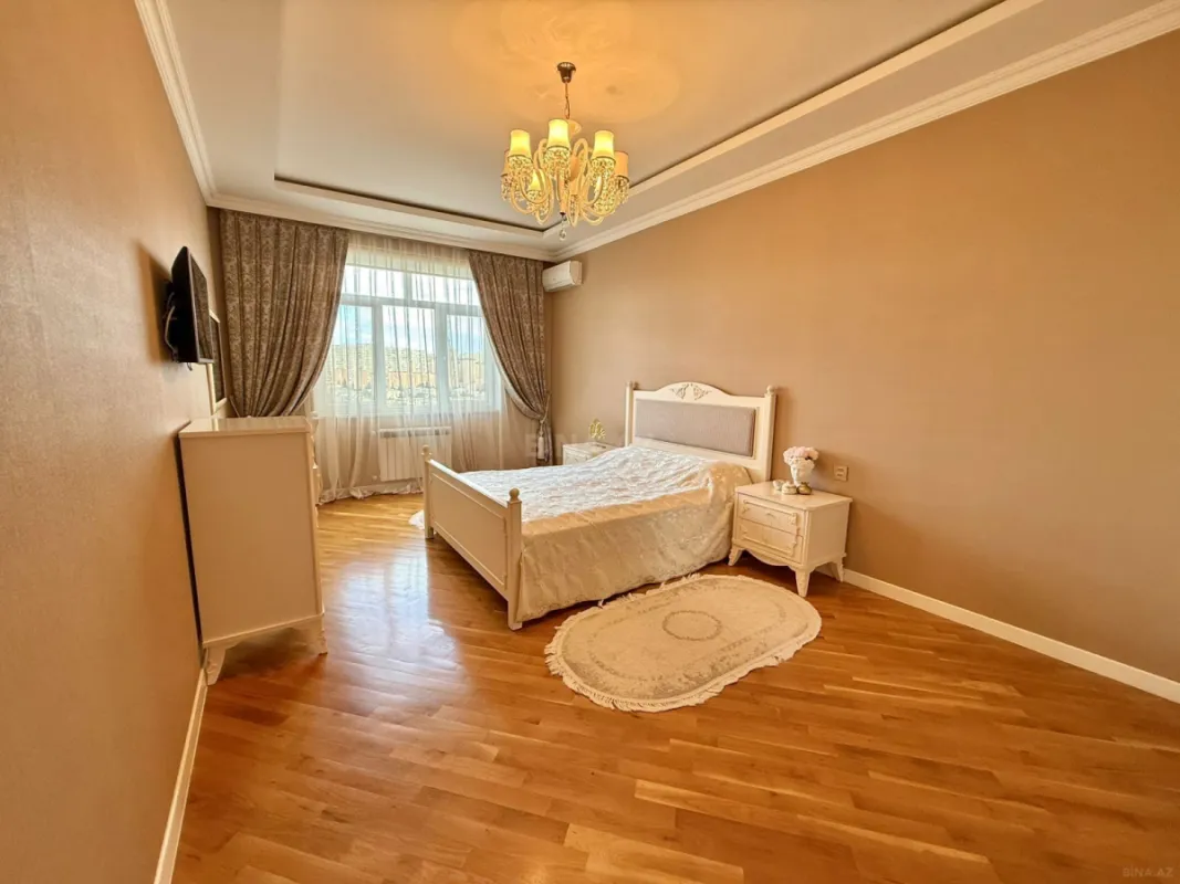 Satılır 2 otaqlı mənzil 84 m²