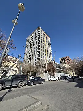 Satılır 3 otaqlı mənzil 101 m²