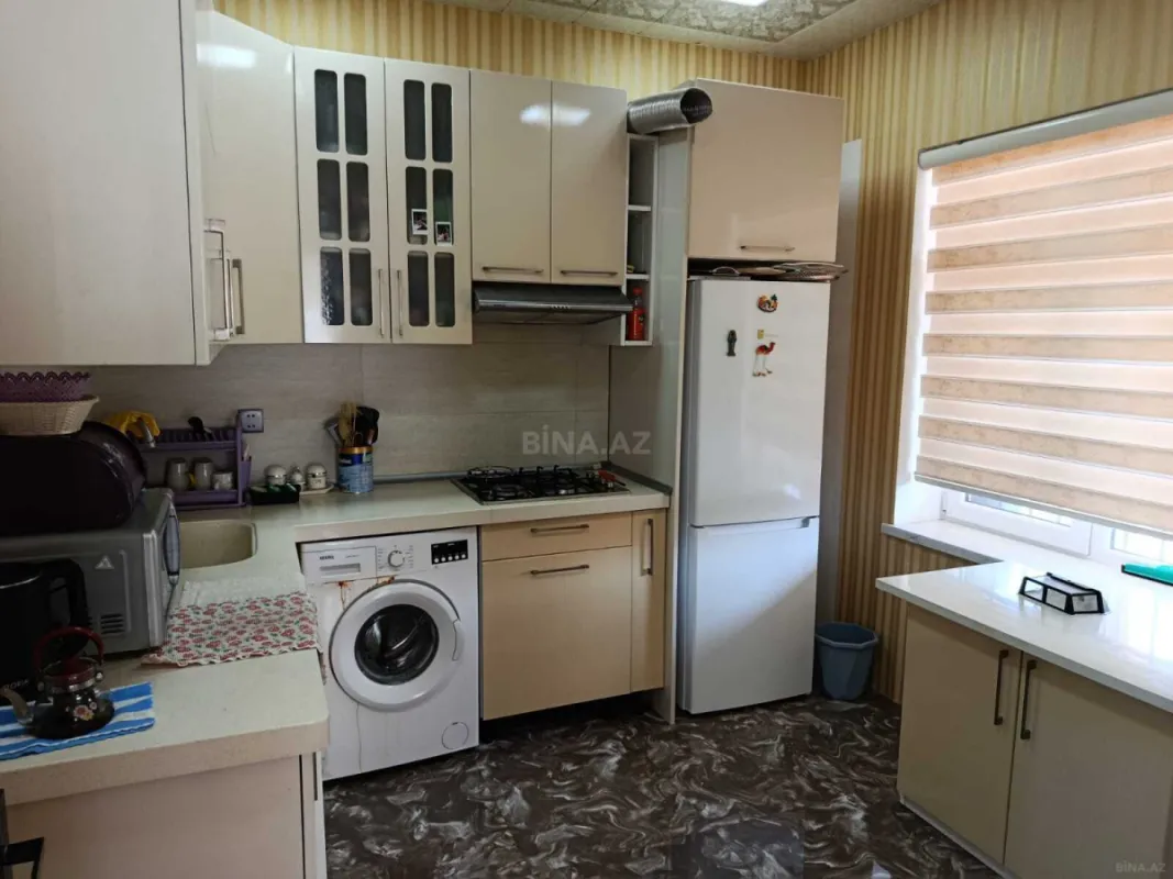 Satılır 5 otaqlı həyət evi 150 m²